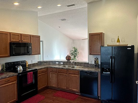 3rd image of 5106 Garberia Ave