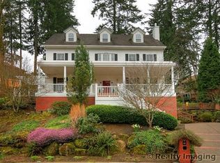 1592 Bay View Ln, Lake Oswego, OR 97034