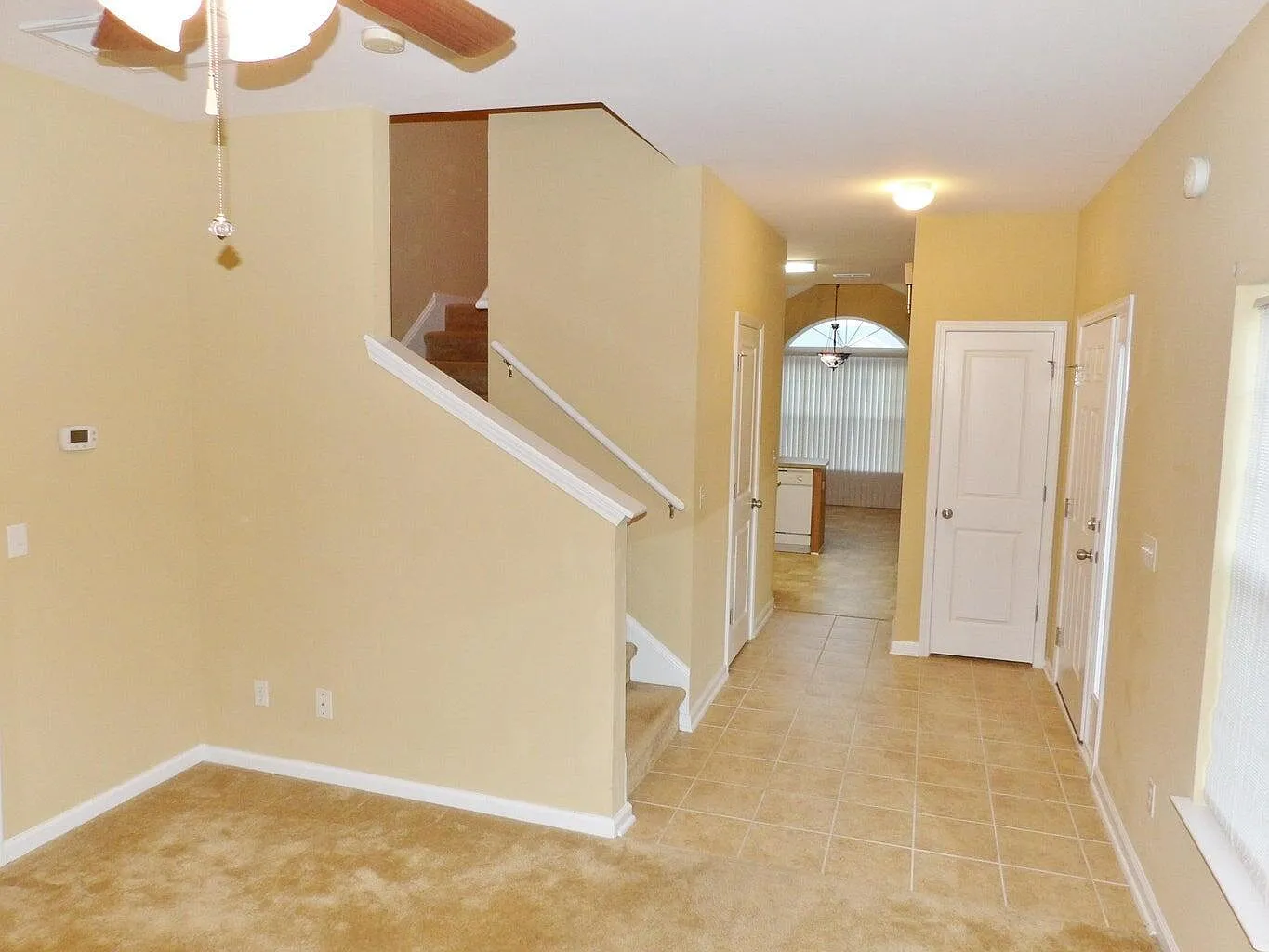 3 bed, 1552 sqft, $2,000 — Photo 2