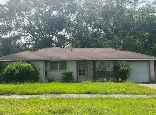 10337 Woodwick St, Houston, TX 77016