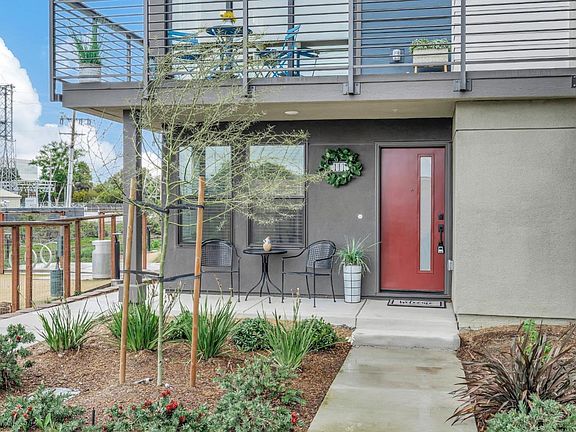 2nd image of 111 Waters Park Cir