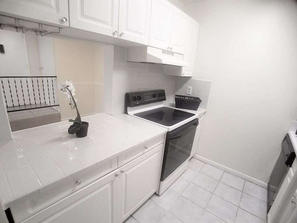 1st image of 3238 S Semoran Blvd Unit 15