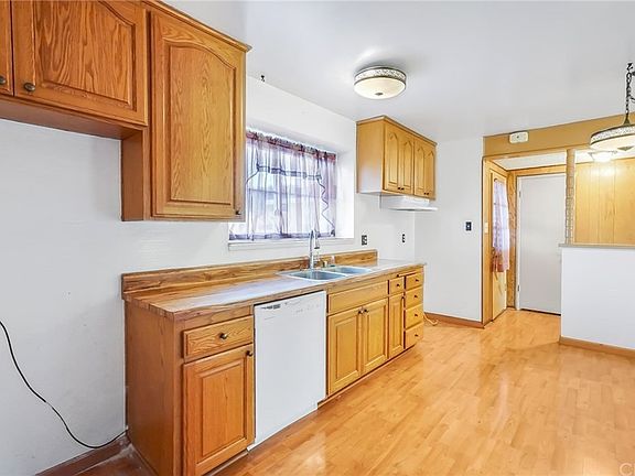 5th image of 7208 El Poste Dr
