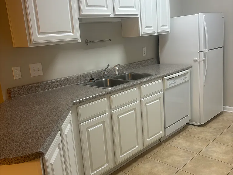 110 Lazy Willow Ln — Photo 14