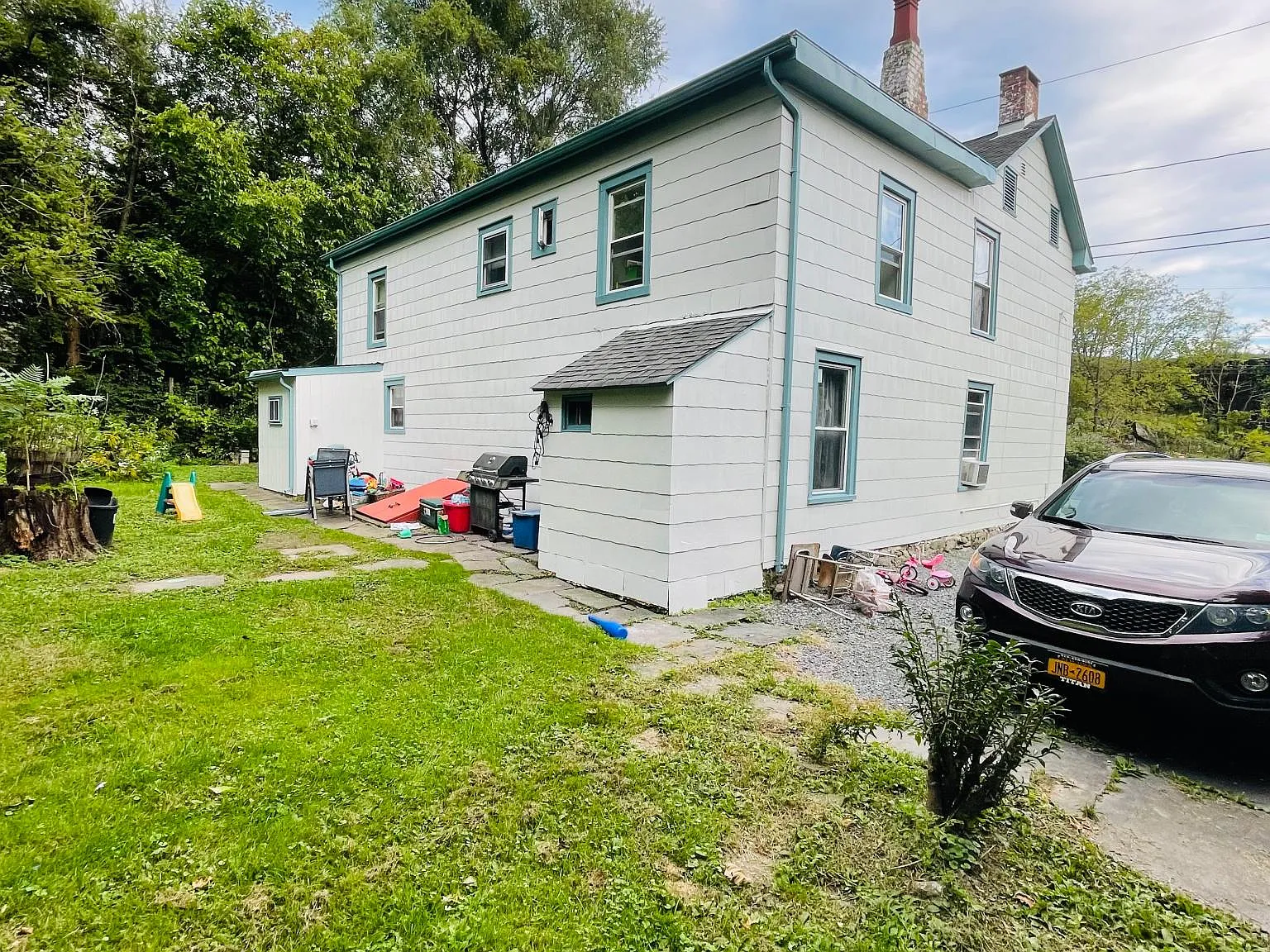 3 bed, $2,350 — Photo 3