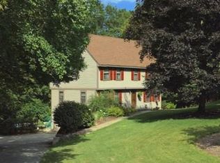 22 Forest Hill Dr, Andover, MA 01810