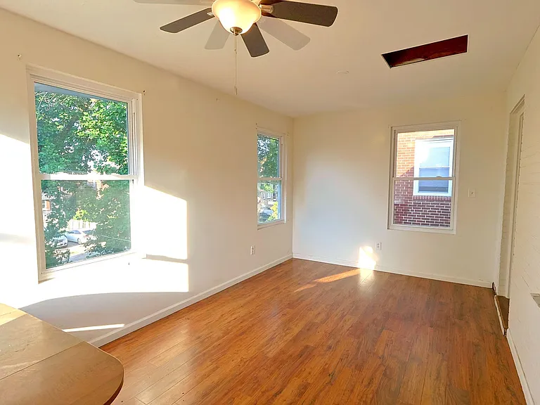 3754 Dunnica Ave — Photo 29