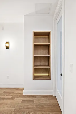 Rented by Argent Advisors LLC | media 18