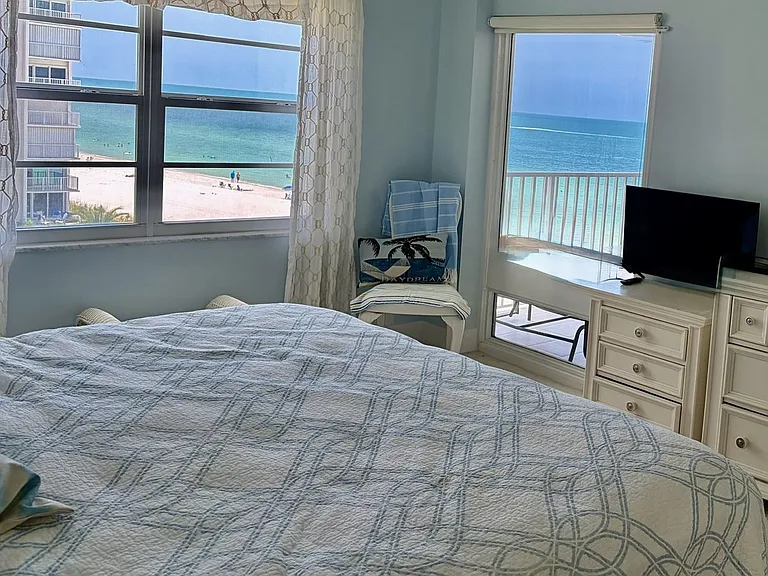 3443 Gulf Shore Blvd N #504 — Photo 13