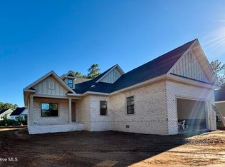 417 S Middleton Dr NW, Calabash, NC 28467