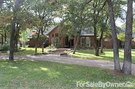 1st image of 301 Mosswood Dr