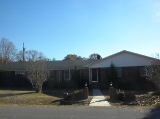 101 Shelly St, Decherd, TN 37324