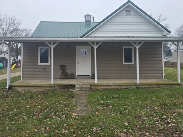 603 E North St, Westport, IN 47283