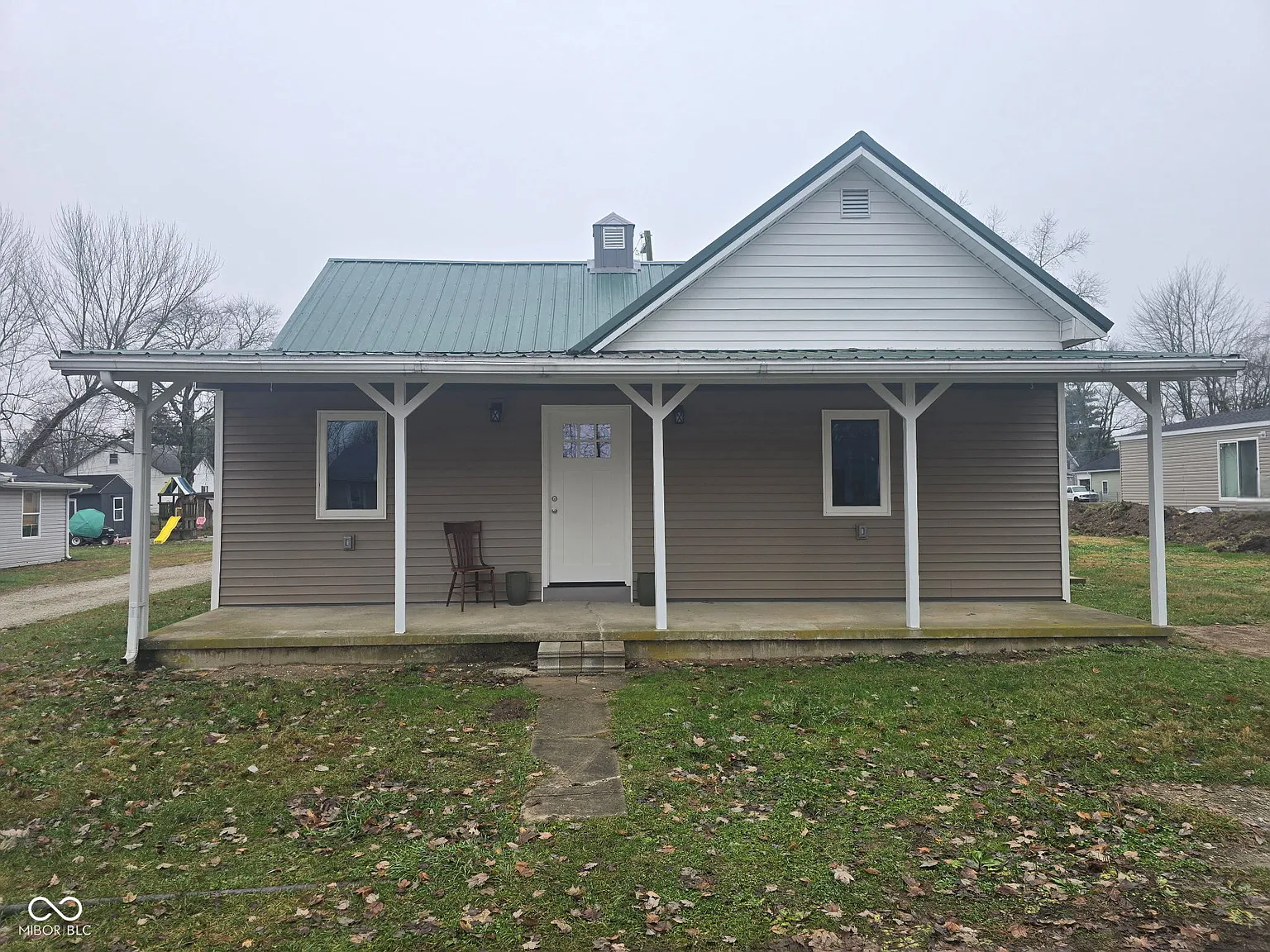 603 E North St photo 1
