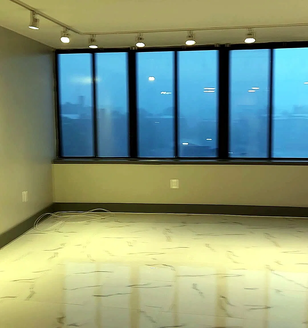 3 bed, 1100 sqft, $2,750 — Photo 1