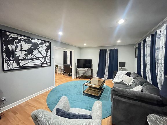 4th image of 333 Miami St