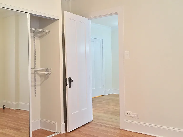 5330 N Kenmore Ave #3W — Photo 12