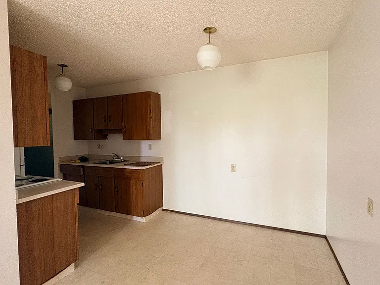 5212 53rd St #5211-54-404A — Photo 4