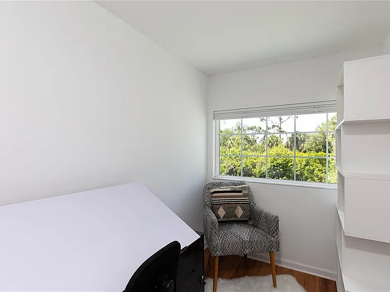1082 March Dr — Photo 25