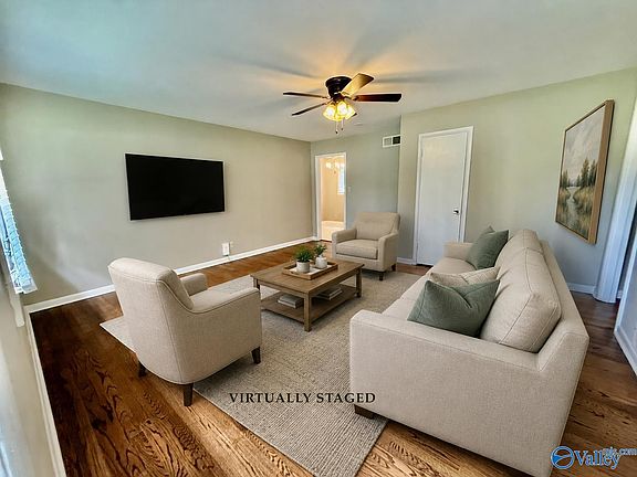 4th image of 1706 Club View Dr NW