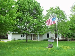 N10158 Park Lane Ave, Loyal, WI 54446