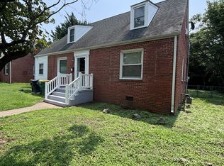 606 E Cawson St, Hopewell, VA 23860