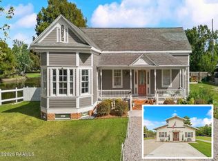2433-2435 E Milton Ave, Youngsville, LA 70592