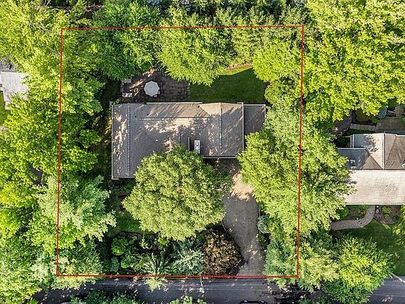 3rd image of 19 Forest Street