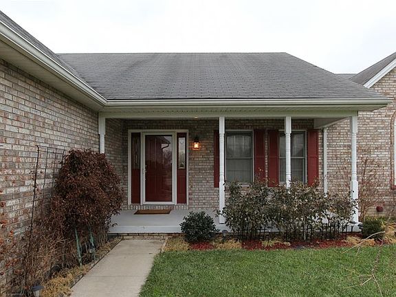 2nd image of 121 Bayberry Dr