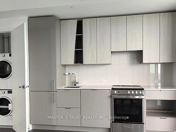 3rd image of 3883 Quartz Rd #3409