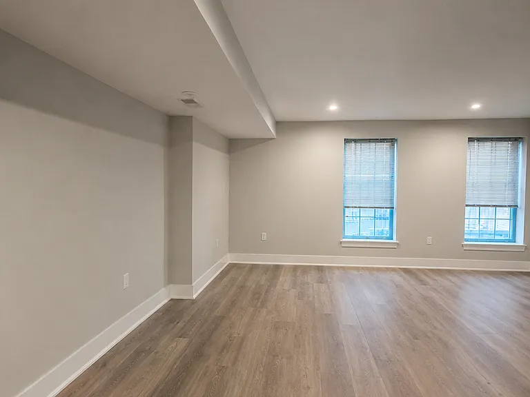 2202 N Marshall St #4 — Photo 2