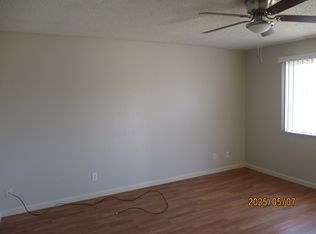 336 E D St, Lemoore, CA 93245