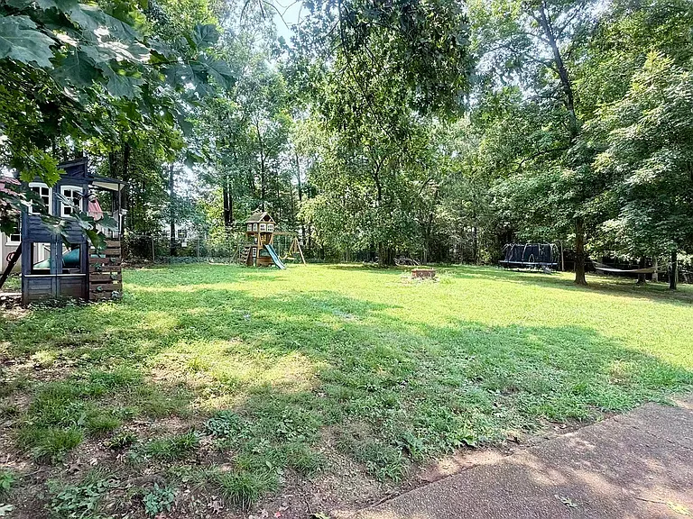 3533 Wood Bridge Dr — Photo 28