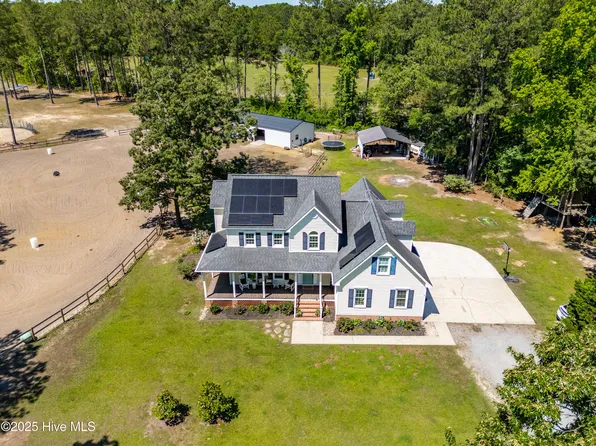 105 Teal Pointe Drive, Pikeville, NC 27863