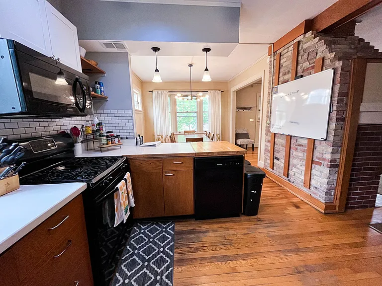 110 Linden Ave — Photo 24