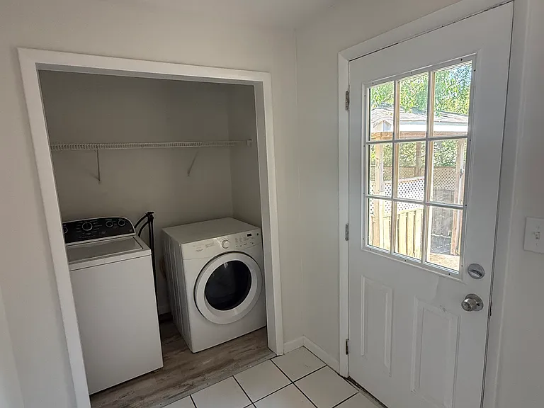 19 Ronald Rd — Photo 6
