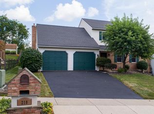 218 Crystal Cir, Birdsboro, PA 19508