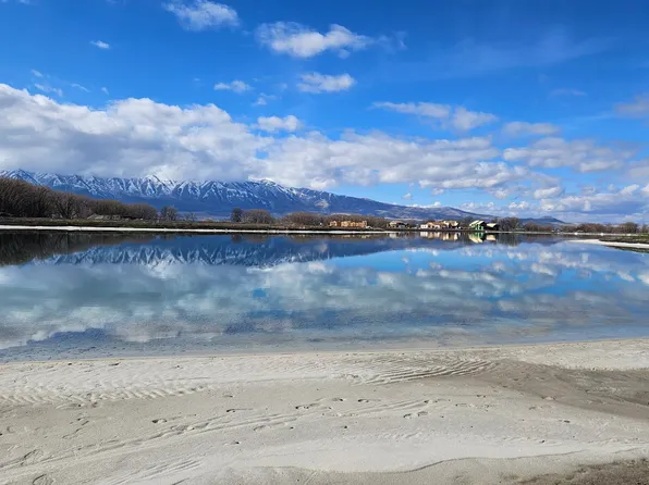 1287 Willow Lakes Dr, Logan, UT 84321