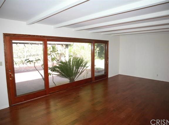 2nd image of 3533 Laurelvale Dr