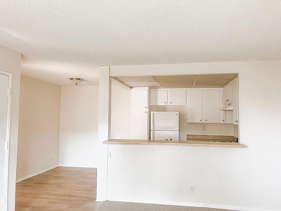 4th image of 1130 E Alosta Ave Unit F102
