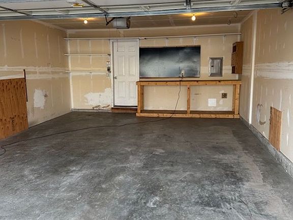 4th image of 964 N River Rock Dr