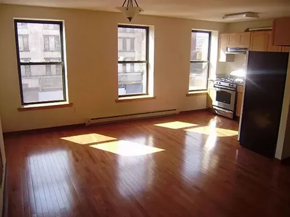 2334 Second Avenue image 1 of 9