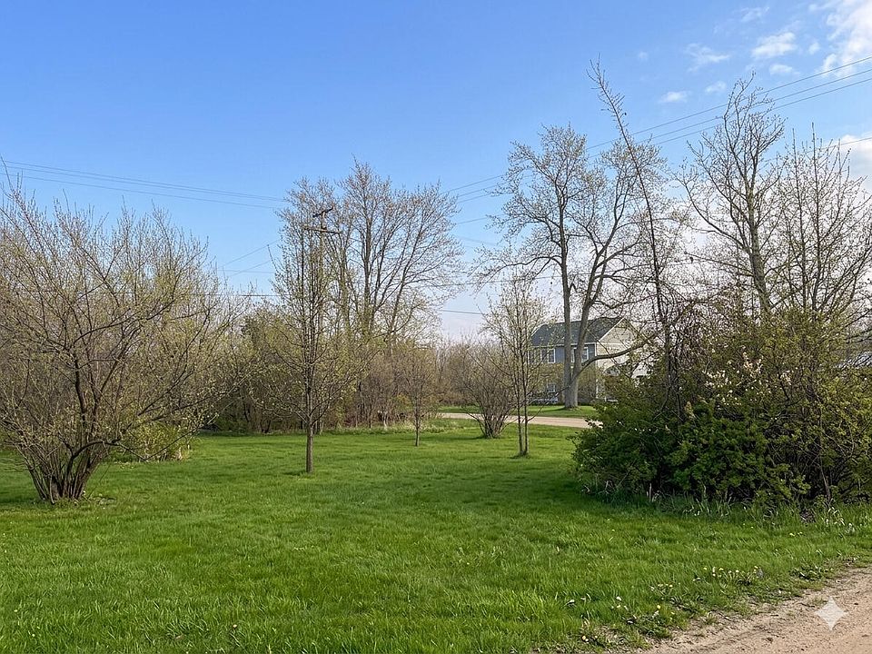 1st image of Longfellow Dr