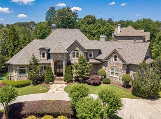 730 Glenairy Dr, Sandy Springs, GA 30328
