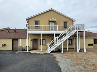 2031 N Reading Rd APT 201, Denver, PA 17517