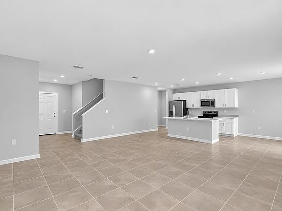 7th image of this home
