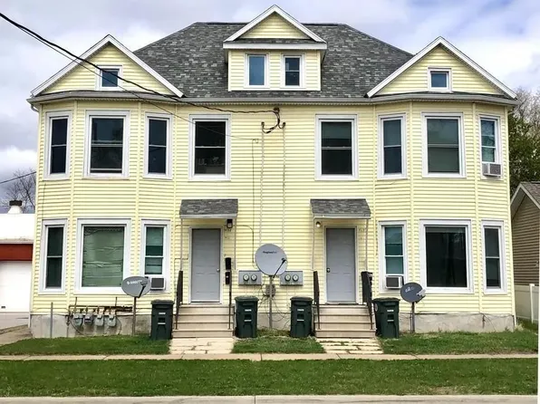 911 Lafayette St, Waterloo, IA 50703