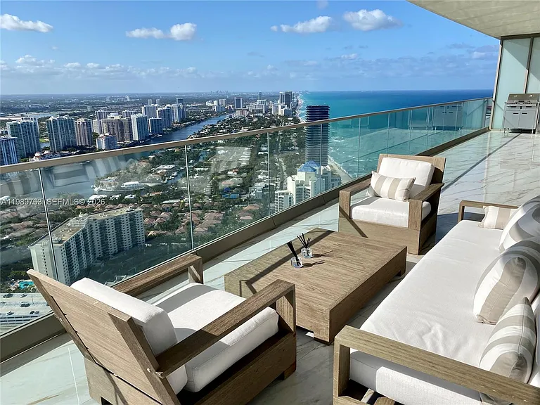 18975 Collins Ave #5105 — Photo 47
