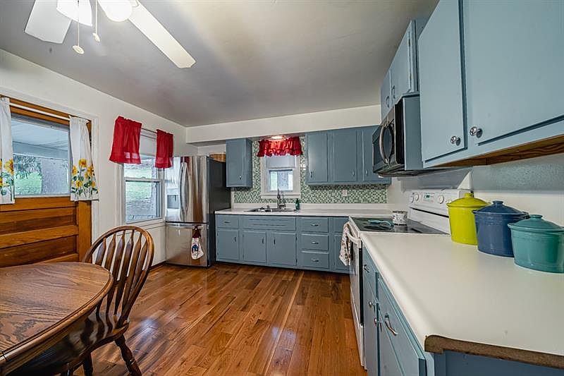 290 Brownstown Rd, North Huntingdon, PA 15642 Zillow