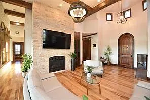 825 Grubbs Rd — Photo 10